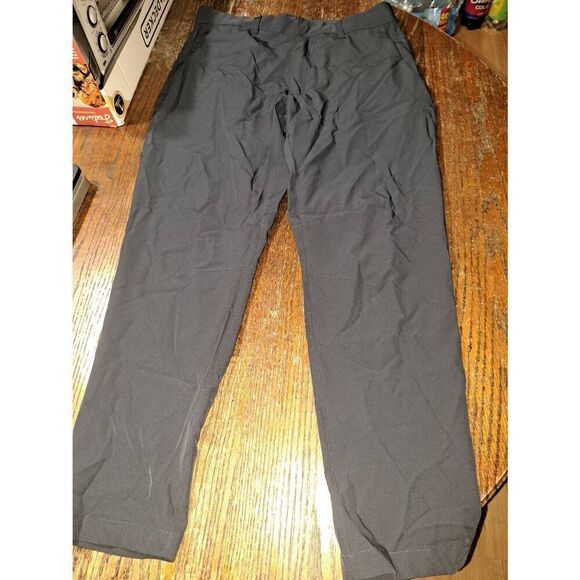 New Small Fabletics Classic Navy Blue The Only Pants Water Resistant Lightweight - Picture 9 of 10